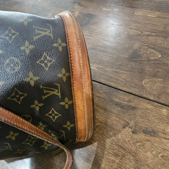 LOUIS VUITTON PETIT BUCKET - Picture 7 of 15